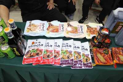 南充市商務局組織召開南充造優(yōu)質(zhì)農(nóng)產(chǎn)品進臺州市機關食堂選品會